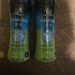 Downy Unstopables Fusions 2-in-1 Scent Booster